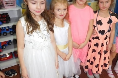 Koniec karnawa&ecirc;u-pokaz mody i ta&Sigma;ce (6).JPG